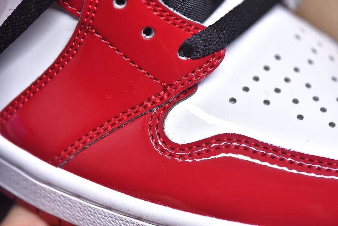 AJ 1 Retro High Fearless UNC Chicago Shoes Sneakers - nk0000058 - Image 7