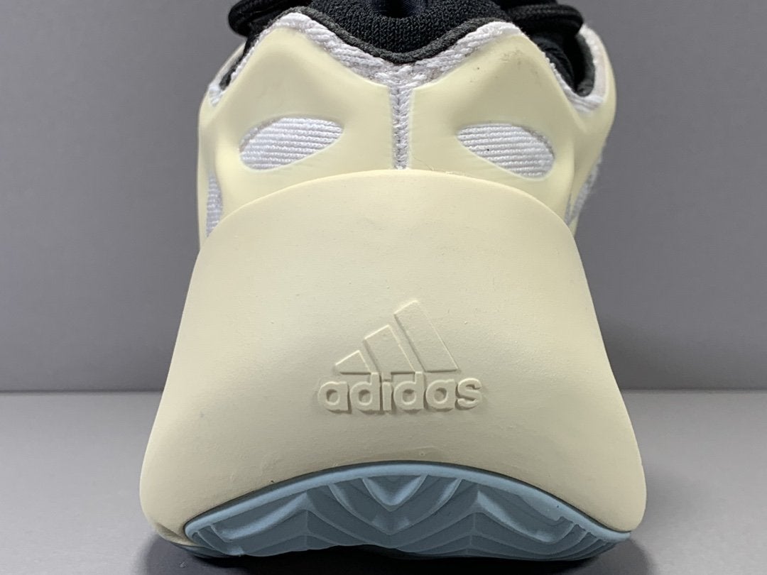 YzY 700 V3 Azael Shoes Sneakers - ad0000062 - Image 5
