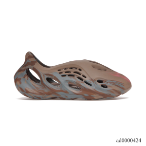 YzY Foam RNNR MX Sand Grey Shoes Sneakers - ad0000424