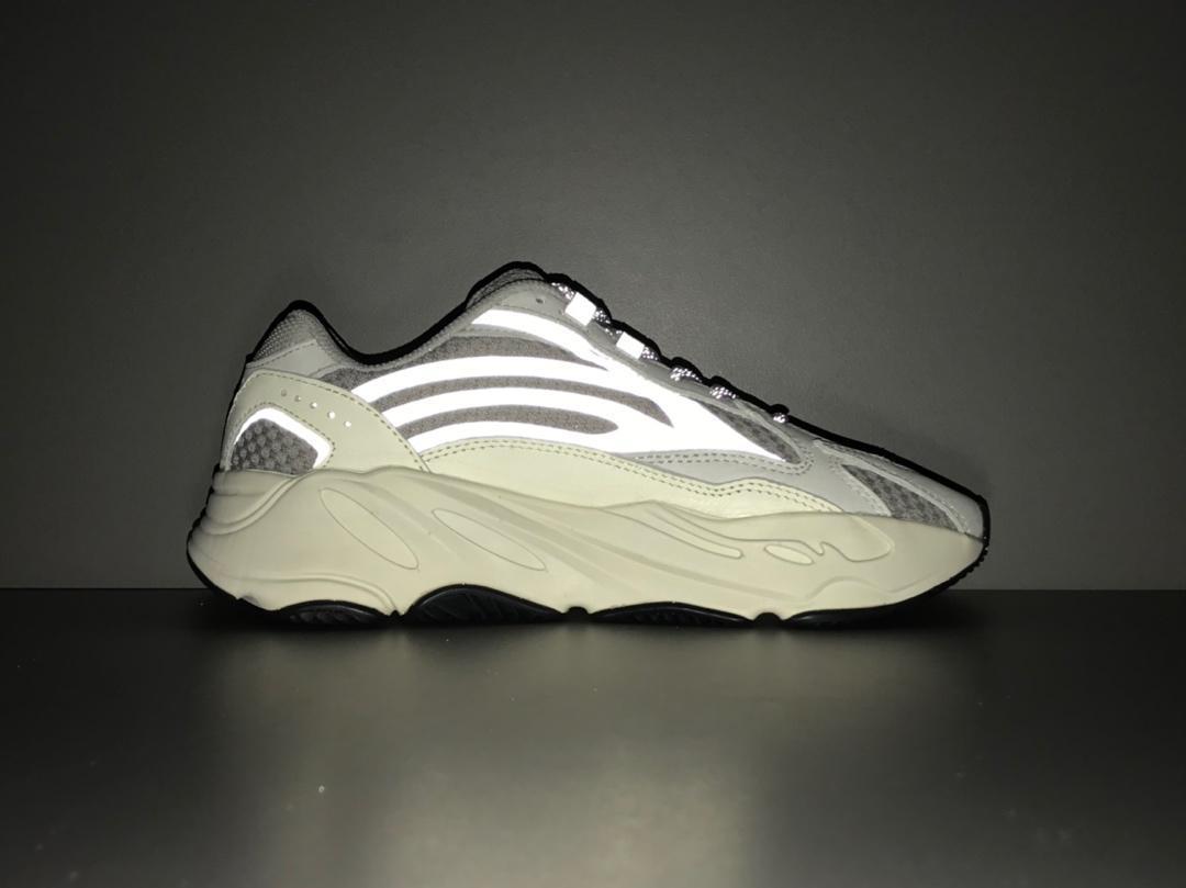 YzY 700 V2 Static Shoes Sneakers - ad0000008 - Image 9