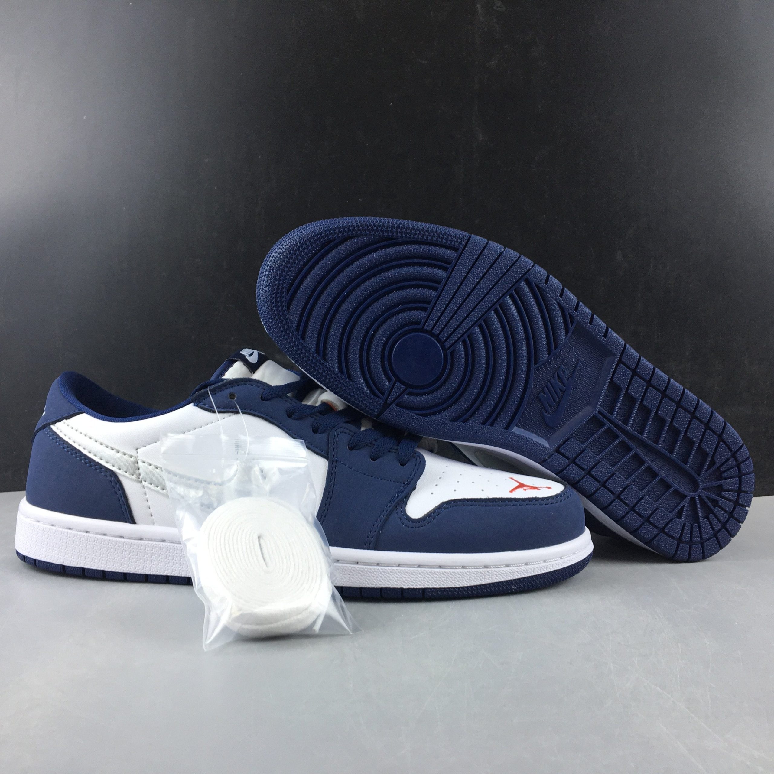 AJ 1 Low SB Midnight Navy Shoes Sneakers - nk0000177 - Image 7
