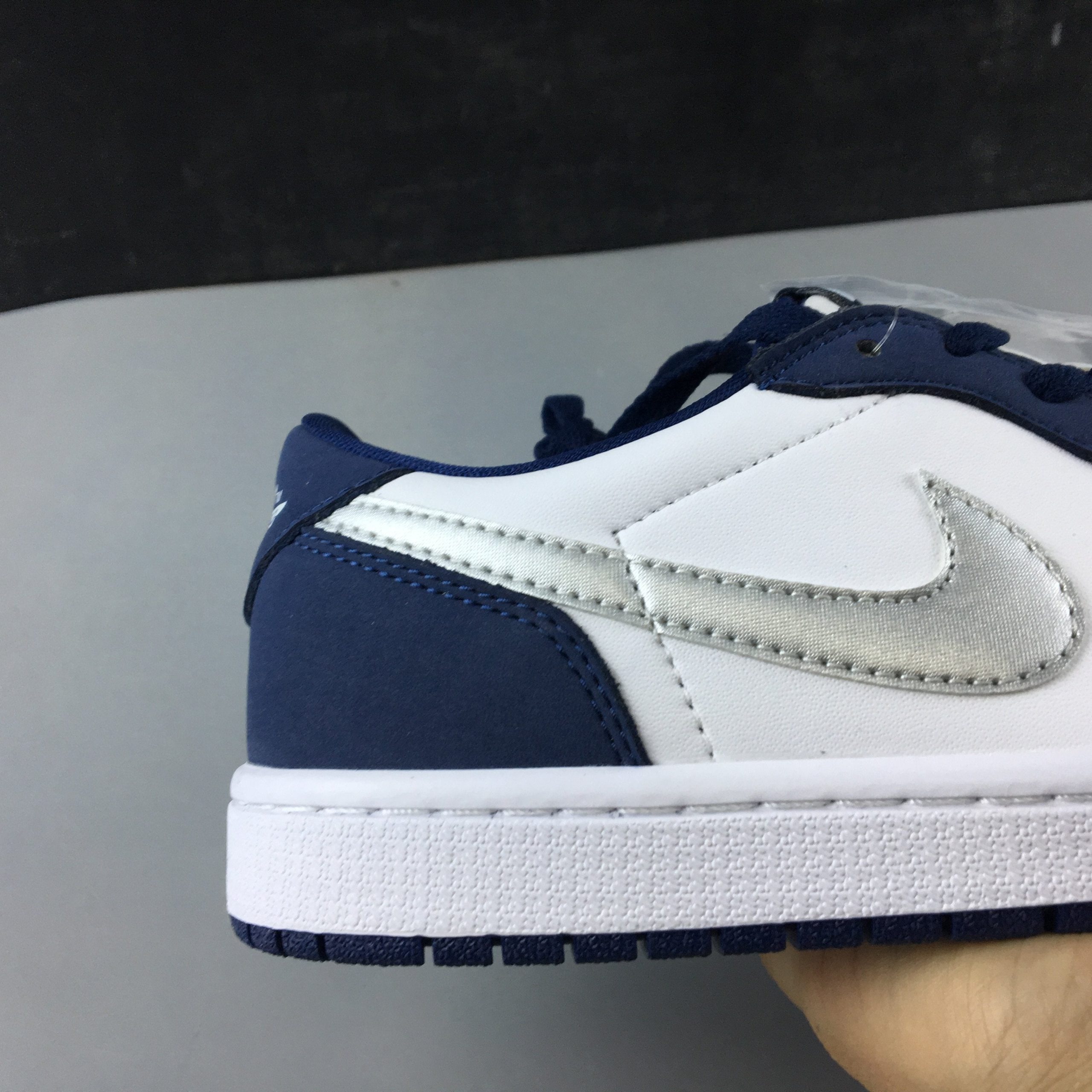 AJ 1 Low SB Midnight Navy Shoes Sneakers - nk0000177 - Image 9