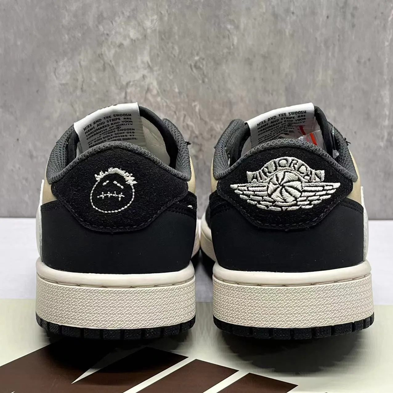 Travis Scott x AJ 1 Low OG Pale Vanilla Shoes Sneakers – nk0003938 - Image 5