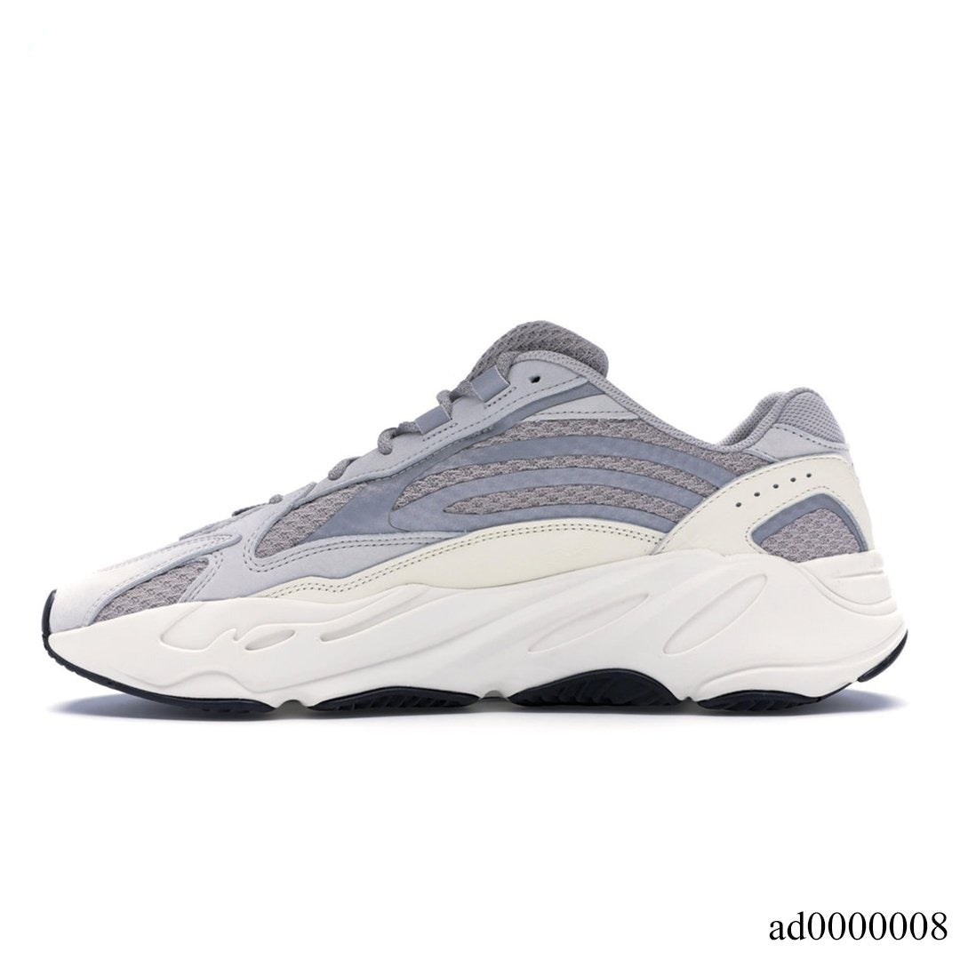 YzY 700 V2 Static Shoes Sneakers - ad0000008 - Image 3