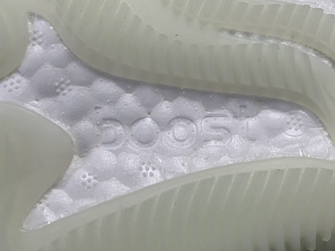 YzY Boost 380 Alien Shoes Sneakers - ad0000029 - Image 3