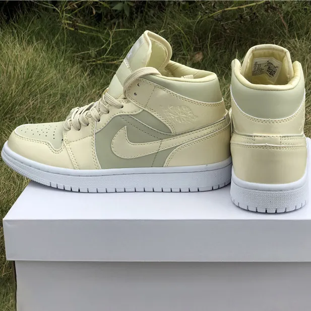 AJ 1 Mid Goose Feather Yellow Shoes Sneakers - nk0000109 - Image 6