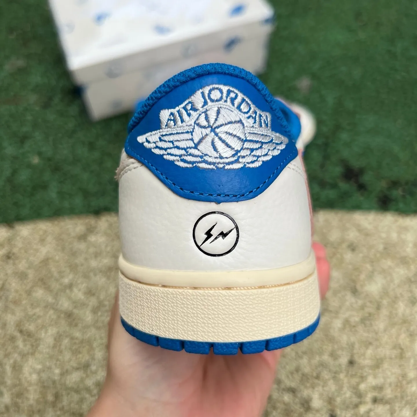 Travis Scott x Fragment x AJ 1 Low 2025 Shoes Sneakers - nk0004193 - Image 9