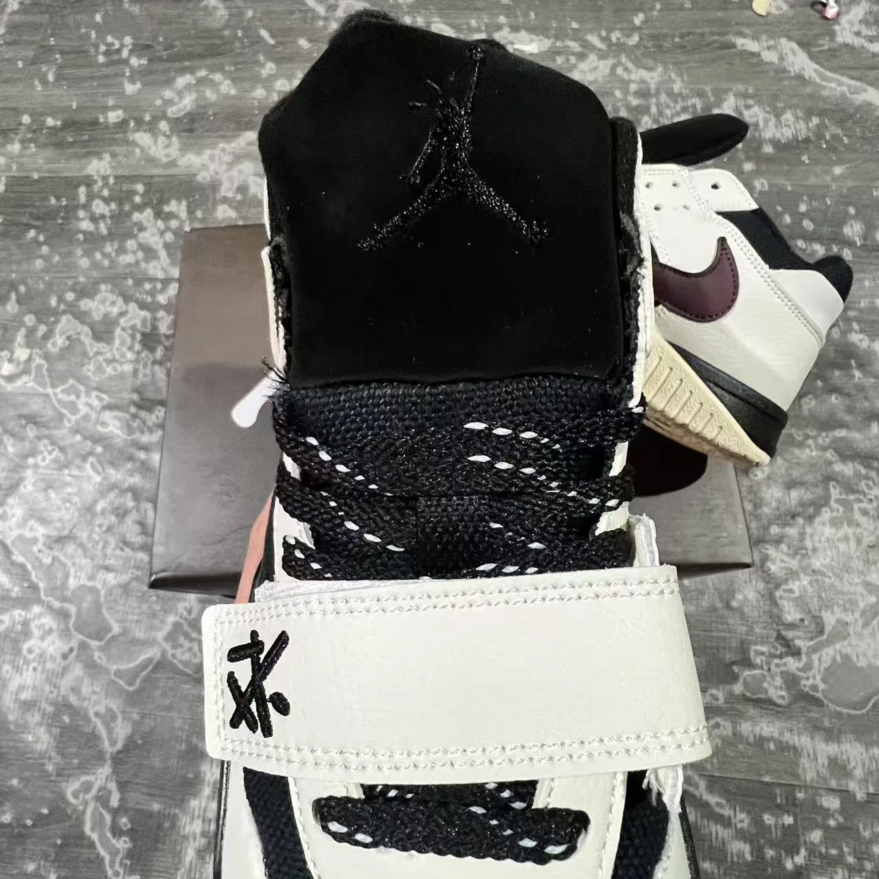 Travis Scott x Jumpman Jack Black White Burgundy Shoes Sneakers – nk0004565 - Image 9