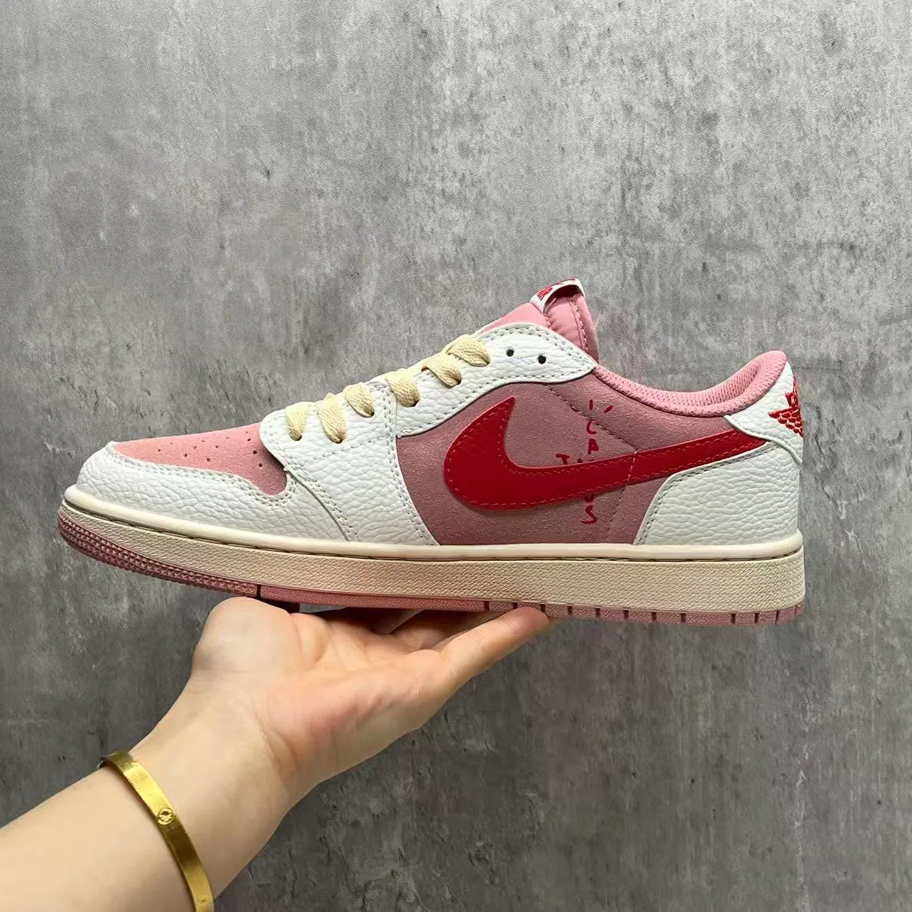 Travis Scott x AJ 1 Low OG Shy Pink Shoes Sneakers – nk0004567 - Image 7
