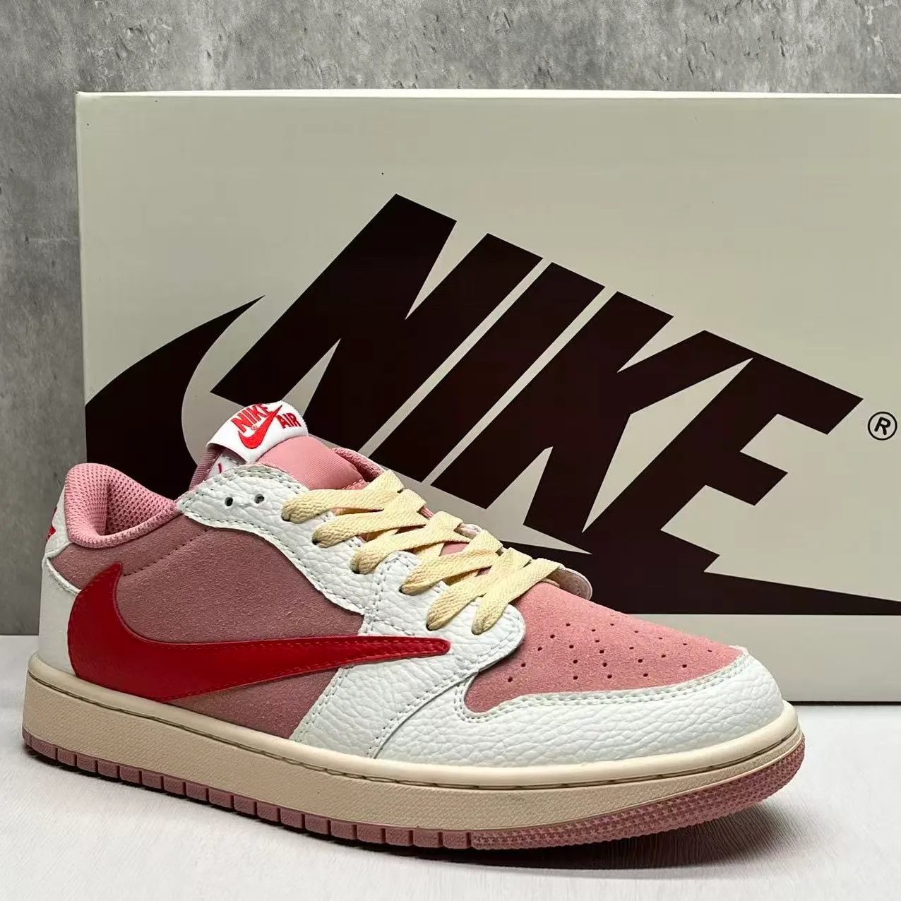 Travis Scott x AJ 1 Low OG Shy Pink Shoes Sneakers – nk0004567 - Image 3