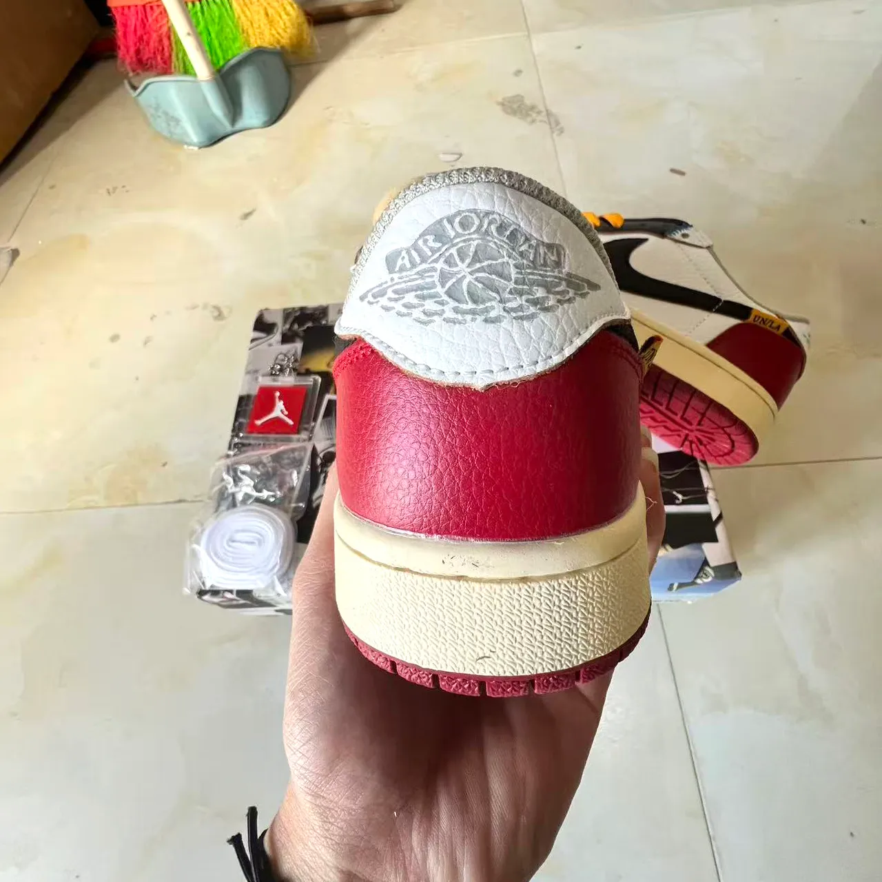 Union LA x AJ 1 Low OG Black Toe Shoes Sneakers – nk0004751 - Image 8