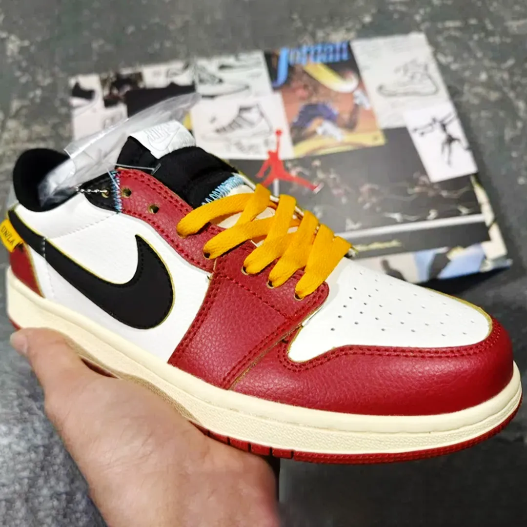 Union LA x AJ 1 Low OG Chicago Shoes Sneakers – nk0004754 - Image 3