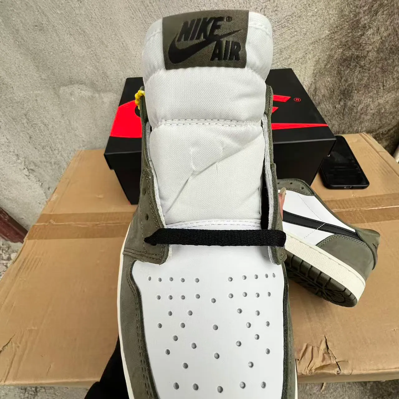 AJ 1 Low OG Medium Olive (2026) Shoes Sneakers – nk0004774 - Image 9