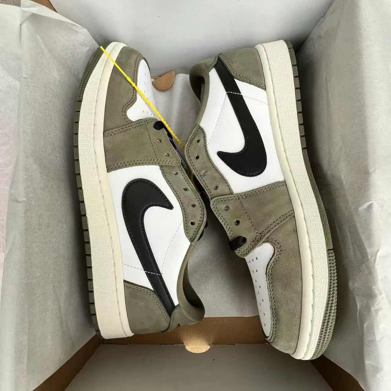 AJ 1 Low OG Medium Olive (2026) Shoes Sneakers – nk0004774 - Image 6