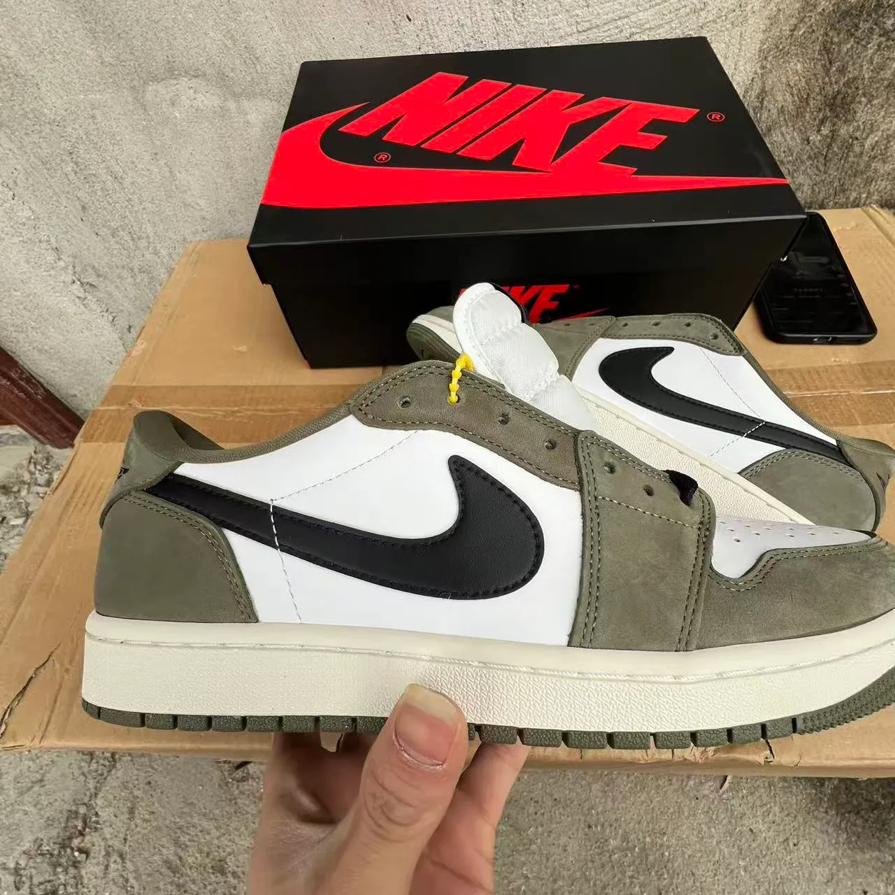 AJ 1 Low OG Medium Olive (2026) Shoes Sneakers – nk0004774 - Image 7