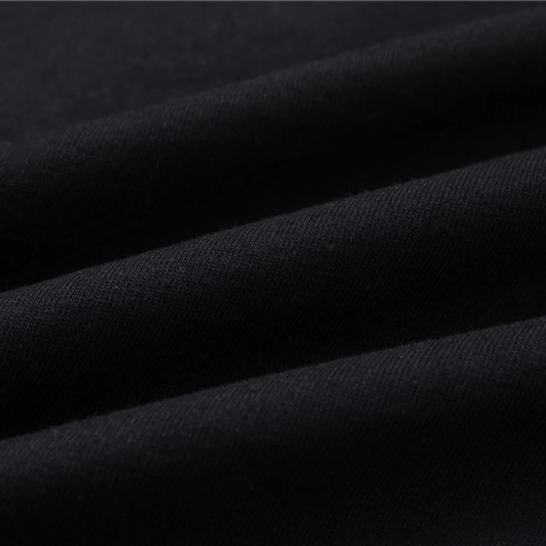 VS Medusa Safety Pin-print Cotton T-shirt in Black - vs0000087 - Image 13