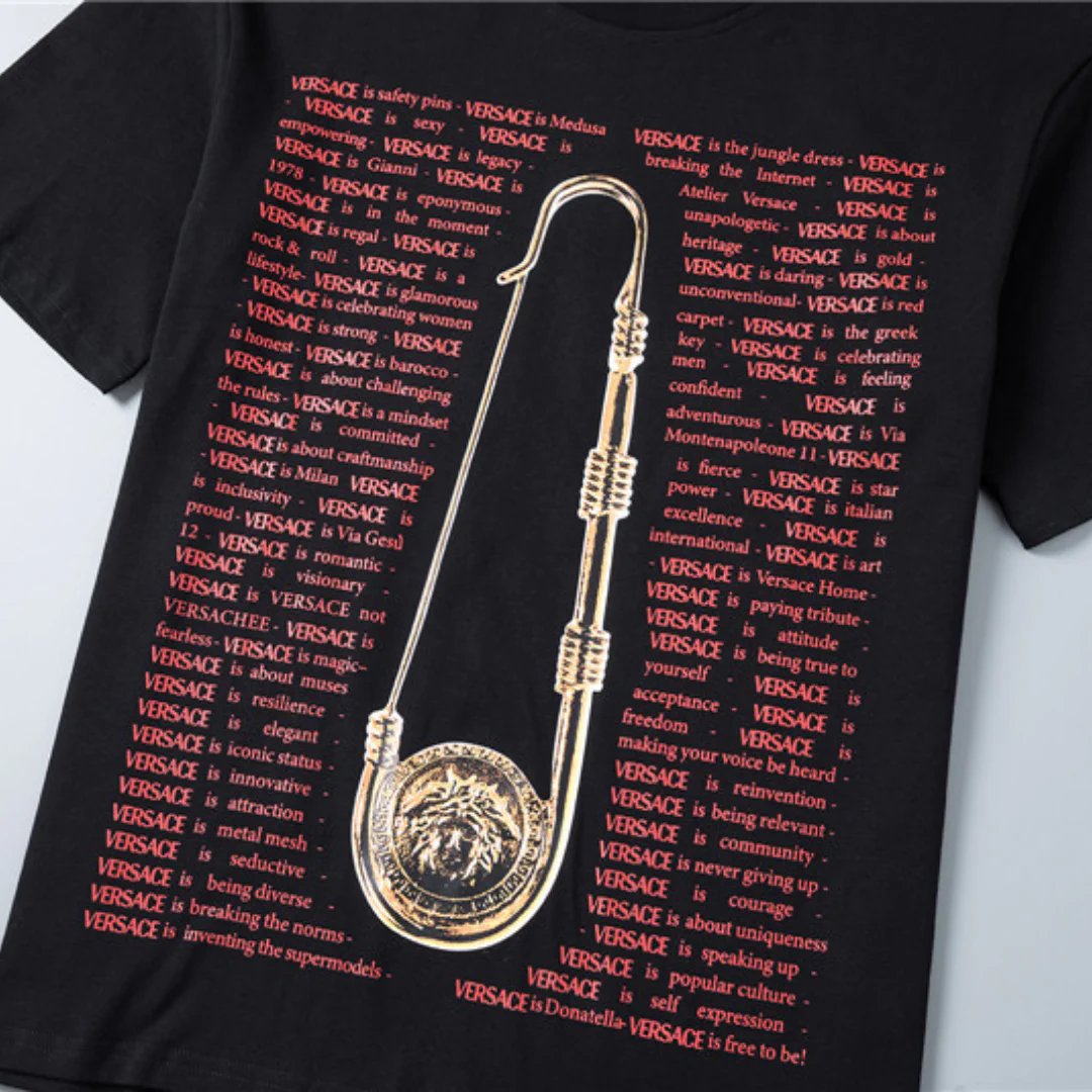 VS Medusa Safety Pin-print Cotton T-shirt in Black - vs0000087 - Image 7